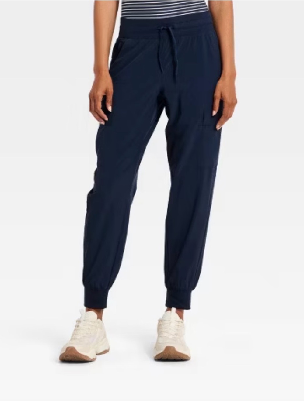All In Motion Women's Active Light Mid-Rise Cargo Joggers Navy Size Small NWT